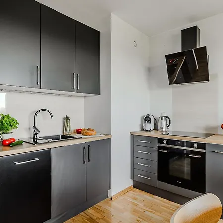 Ostrobramska - Praga Poludnie *