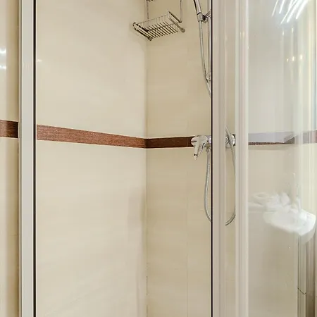 Ostrobramska - Praga Poludnie Apartmán *